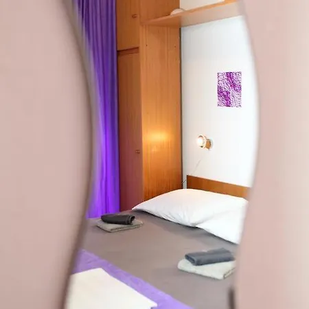 Bed & Breakfast Pansion Rozi Trogir