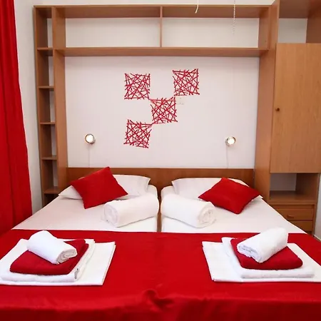 Pansion Rozi Trogir